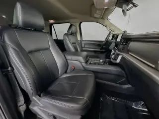 Ford Expedition 2024 4x2 XLT 4dr SUV