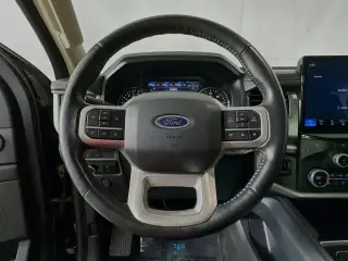 Ford Expedition 2024 4x2 XLT 4dr SUV