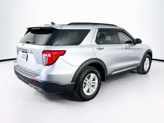 Ford Explorer 2023 AWD XLT 4dr SUV