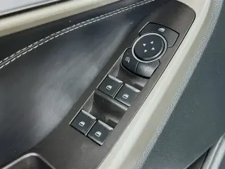 Ford Explorer 2023 AWD XLT 4dr SUV