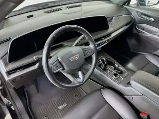 Cadillac XT4 2024 Premium Luxury 4dr Crossover