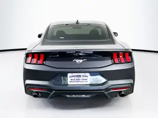 Ford Mustang 2024 EcoBoost 2dr Fastback