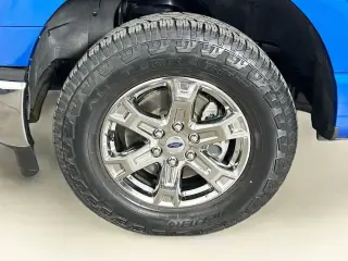 Ford F-150 2021 4x4 XL 4dr SuperCrew 5.5 ft. SB