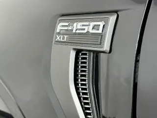 Ford F-150 2021 4x4 Lariat 4dr SuperCrew 6.5 ft. SB