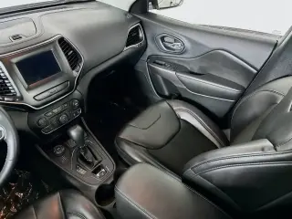 Jeep Cherokee 2019 4x4 Altitude 4dr SUV