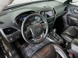 Jeep Cherokee 2019 4x4 Altitude 4dr SUV