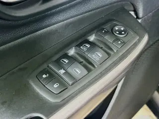 Jeep Cherokee 2019 4x4 Altitude 4dr SUV