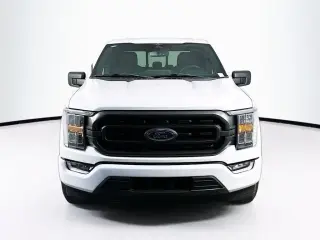 Ford F-150 2023 4x2 XL 4dr SuperCrew 5.5 ft. SB
