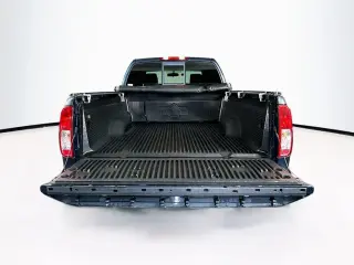 Nissan Frontier 2017 4x2 S 4dr King Cab 6.1 ft. SB 5M
