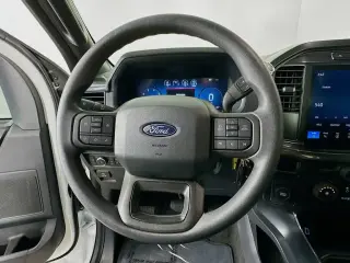 Ford F-150 2024 4x2 STX 4dr SuperCrew 5.5 ft. SB