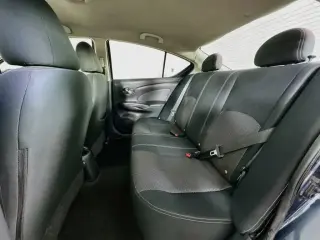 Nissan Versa 2015 1.6 S 4dr Sedan 5M