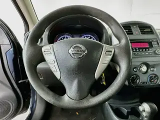 Nissan Versa 2015 1.6 S 4dr Sedan 5M