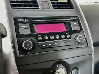 Nissan Versa 2015 1.6 S 4dr Sedan 5M