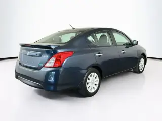 Nissan Versa 2015 1.6 S 4dr Sedan 5M