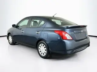 Nissan Versa 2015 1.6 S 4dr Sedan 5M