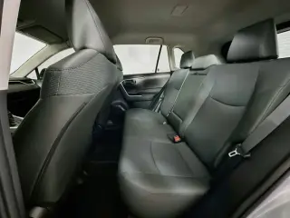 Toyota RAV4 2025 LE 4dr SUV