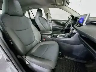 Toyota RAV4 2025 LE 4dr SUV