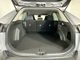 Toyota RAV4 2025 LE 4dr SUV