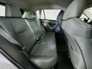 Toyota RAV4 2025 LE 4dr SUV