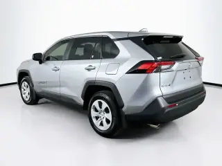Toyota RAV4 2025 LE 4dr SUV