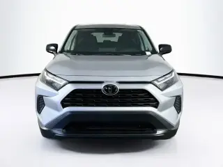Toyota RAV4 2025 LE 4dr SUV