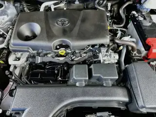 Toyota RAV4 2025 LE 4dr SUV