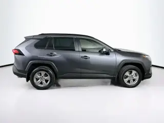 Toyota RAV4 2025 XLE 4dr SUV