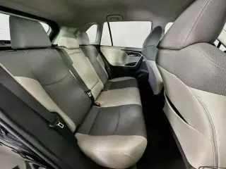 Toyota RAV4 2022 XLE 4dr SUV