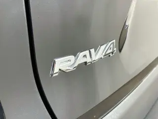 Toyota RAV4 2022 XLE 4dr SUV
