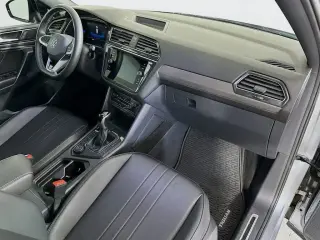 Volkswagen Tiguan 2023 AWD SE R-Line Black 4Motion 4dr SUV