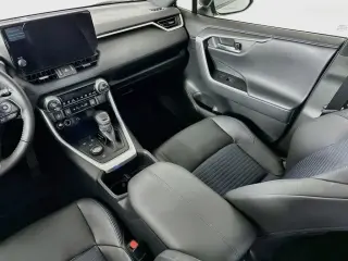 Toyota RAV4 Hybrid 2025 AWD XSE 4dr SUV