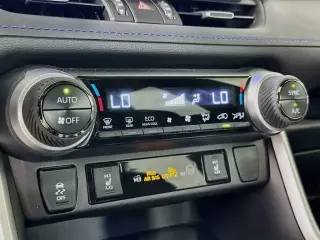 Toyota RAV4 Hybrid 2025 AWD XSE 4dr SUV
