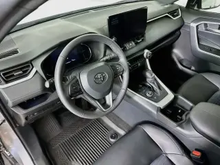 Toyota RAV4 Hybrid 2025 AWD XSE 4dr SUV