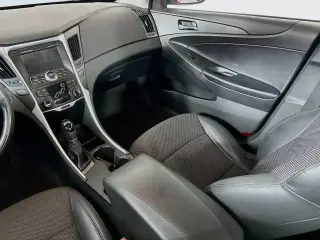 Hyundai SONATA 2011 SE 2.0T 4dr Sedan