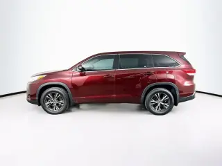 Toyota Highlander 2018 AWD LE 4dr SUV