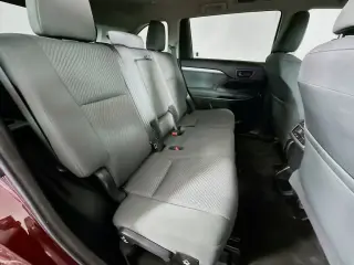 Toyota Highlander 2018 AWD LE 4dr SUV