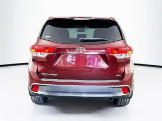 Toyota Highlander 2018 AWD LE 4dr SUV