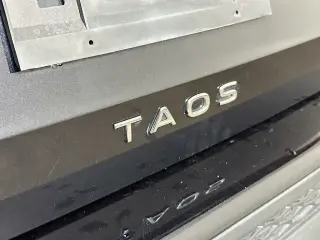Volkswagen Taos 2022 S 4dr SUV