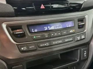 Honda Pilot 2018 AWD EX-L 4dr SUV w/Honda Sensing