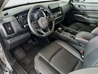 Nissan Pathfinder 2023 AWD SL 4dr SUV