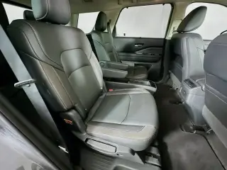 Nissan Pathfinder 2023 AWD SL 4dr SUV