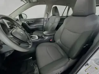 Toyota RAV4 2025 AWD XLE 4dr SUV