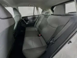 Toyota RAV4 2025 AWD XLE 4dr SUV