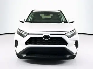 Toyota RAV4 2025 AWD XLE 4dr SUV
