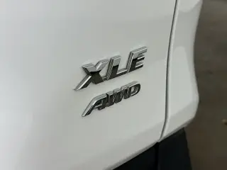 Toyota RAV4 2025 AWD XLE 4dr SUV