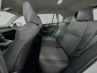 Toyota RAV4 2025 AWD XLE 4dr SUV