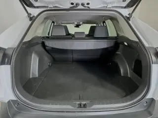 Toyota RAV4 2025 AWD XLE 4dr SUV