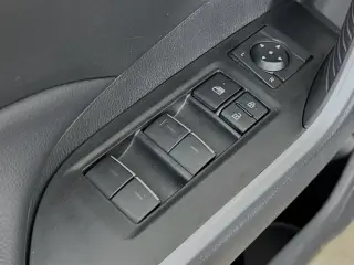 Toyota RAV4 2025 AWD XLE 4dr SUV