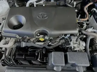 Toyota RAV4 2025 AWD XLE 4dr SUV