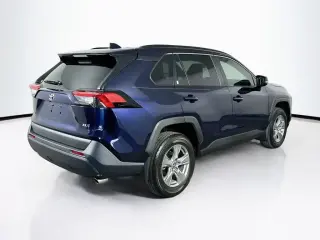 Toyota RAV4 2025 XLE 4dr SUV